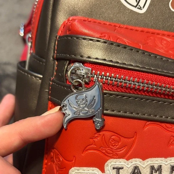 NWOT Loungefly Red and Brown Buccaneers Backpack - Picture 3 of 11